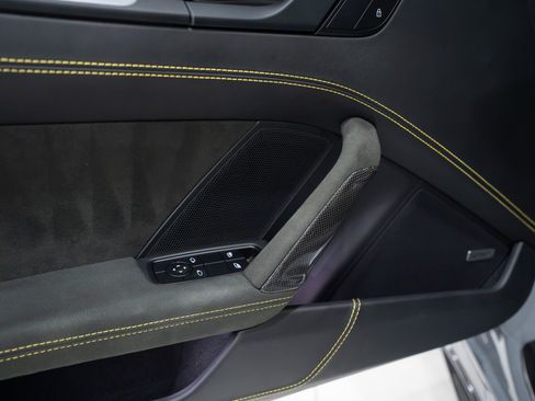 Used 2022 Porsche 911 GT3 RWD image 6