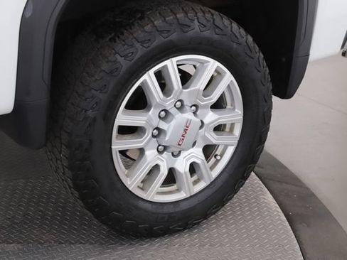 Used 2023 GMC Sierra 2500 SLT w/ SLT Convenience Package AWD/4WD image 14