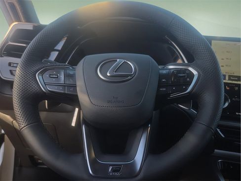 New 2026 Lexus TX 500h AWD image 25