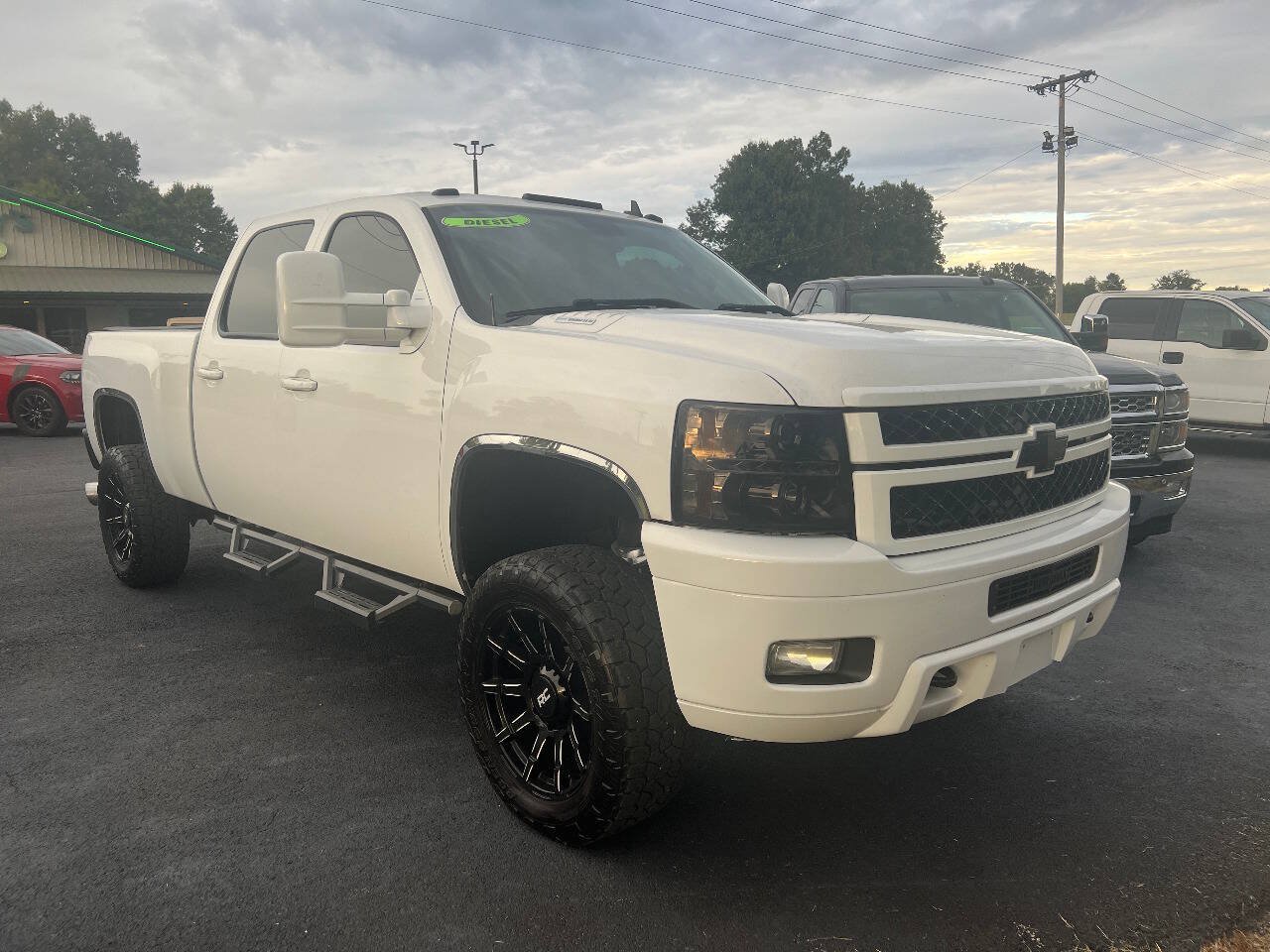 Used 2014 Chevrolet Silverado 2500 LTZ w/ LTZ Plus Package AWD/4WD image 9