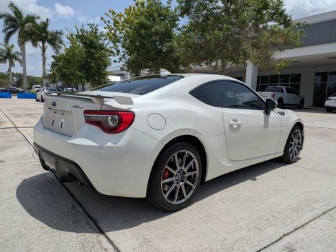 Used 2020 Subaru BRZ Limited w/ Performance Package RWD image 4