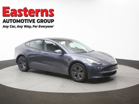 Used 2023 Tesla Model 3 Standard Range RWD image 45