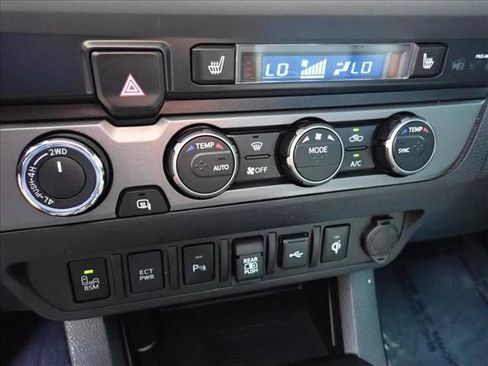 Used 2023 Toyota Tacoma TRD Pro AWD/4WD image 19