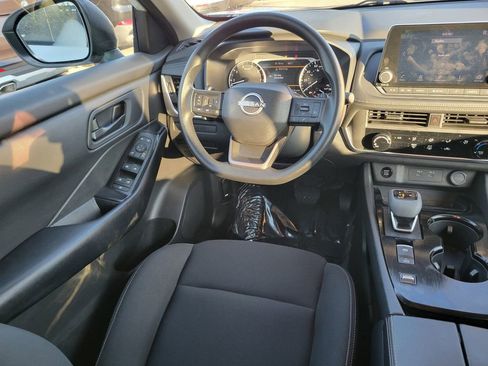 Certified 2025 Nissan Rogue S image 10
