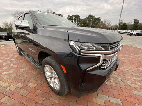 Used 2023 Chevrolet Suburban Premier image 26