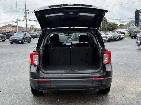 Used 2023 Ford Explorer XLT RWD image 5