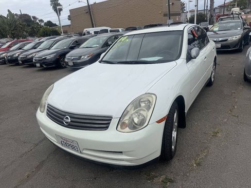Used 2004 INFINITI G35 Sedan RWD image 2