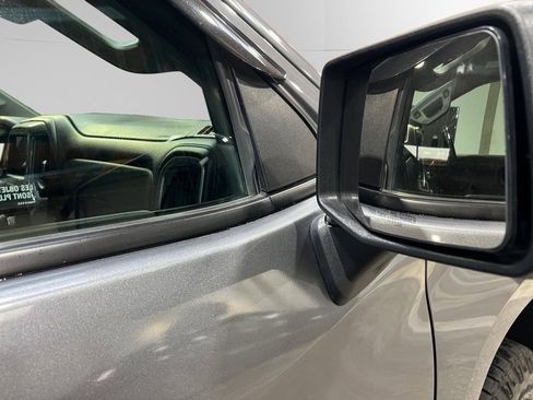 Used 2022 Chevrolet Silverado 1500 LT Trail Boss w/ LT Trail Boss Premium Package image 12