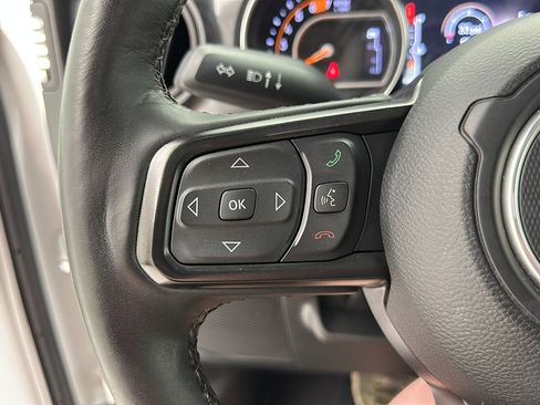 Used 2023 Jeep Wrangler Unlimited Sport AWD/4WD image 17