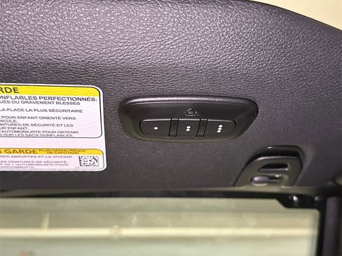 Used 2024 Jeep Wrangler Unlimited Sahara image 31