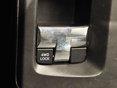 Used 2016 Jeep Patriot High Altitude AWD/4WD image 8