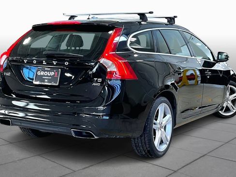 Used 2016 Volvo V60 T5 Premier image 13