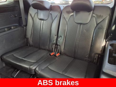 Used 2022 Kia Sorento S w/ Panoramic Sunroof Package image 27