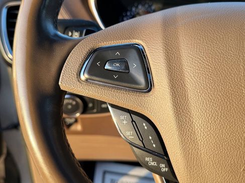 Used 2018 Lincoln MKX Reserve w/ Driver Assistance Package AWD/4WD image 15