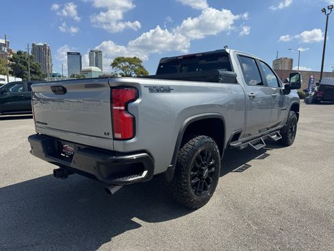 Used 2025 Chevrolet Silverado 2500 LT w/ Trail Boss Package AWD/4WD image 7