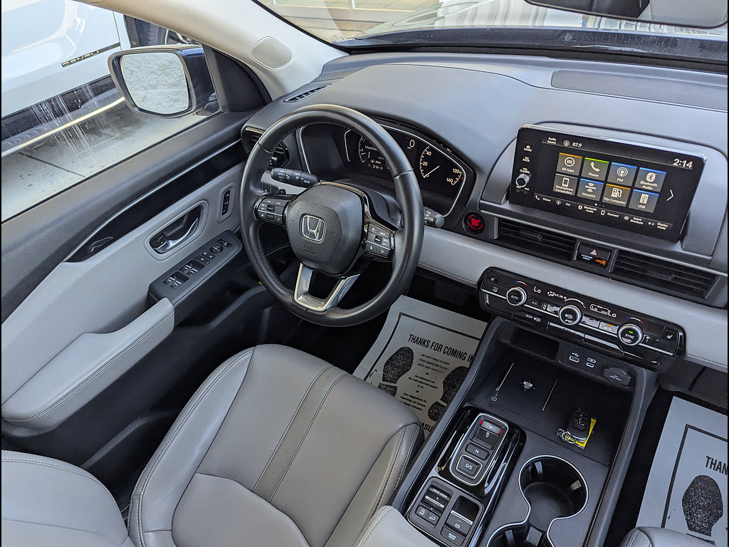 Used 2025 Honda Pilot EX-L image 26