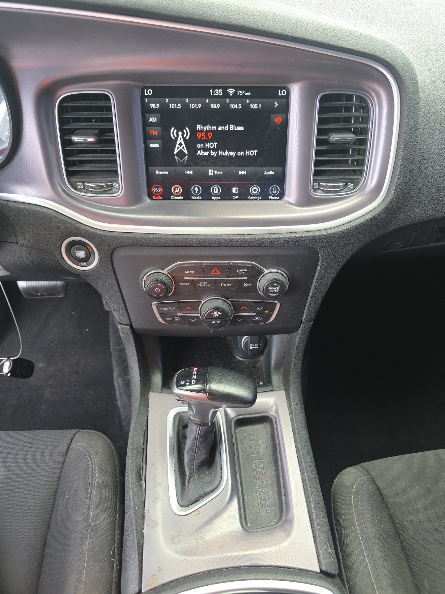 Used 2019 Dodge Charger R/T RWD image 14