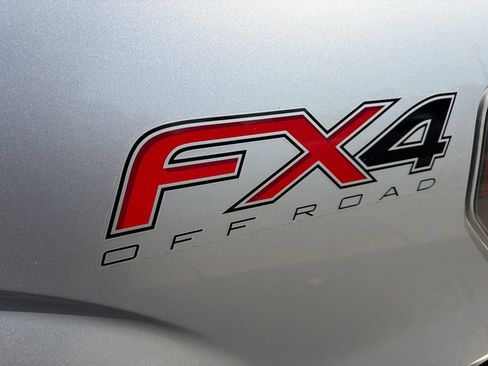 Used 2012 Ford F150 FX4 w/ FX Plus Pkg AWD/4WD image 18