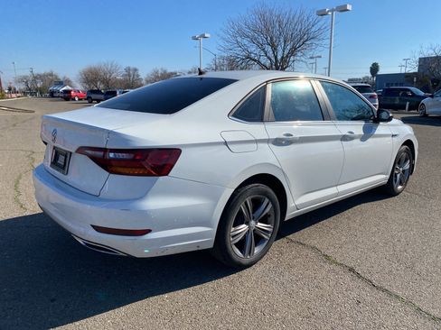 Used 2019 Volkswagen Jetta R-Line image 4