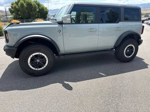 Used 2024 Ford Bronco Outer Banks w/ Sasquatch Package AWD/4WD image 2