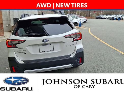 Used 2022 Subaru Outback Limited image 8
