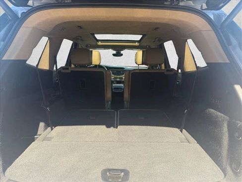 Used 2020 Cadillac XT6 Premium Luxury w/ Platinum Package AWD/4WD image 6