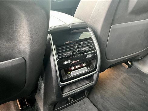 Used 2020 BMW X5 xDrive40i w/ Premium Package AWD/4WD image 12