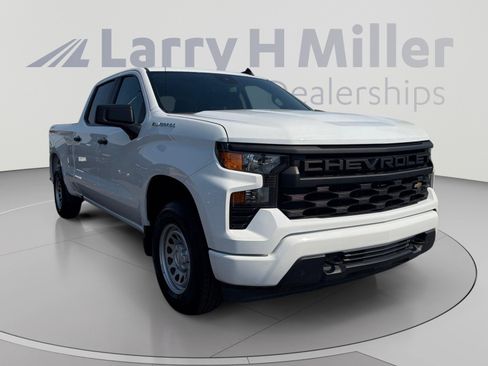 Used 2022 Chevrolet Silverado 1500 Custom AWD/4WD image 7