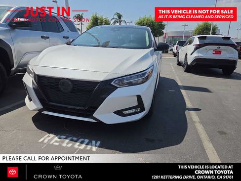 Used 2022 Nissan Sentra SR w/ Midnight Edition FWD image 2