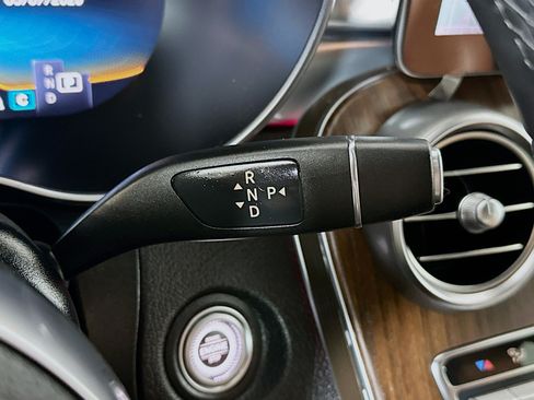 Certified 2022 Mercedes-Benz GLC 43 AMG 4MATIC image 19