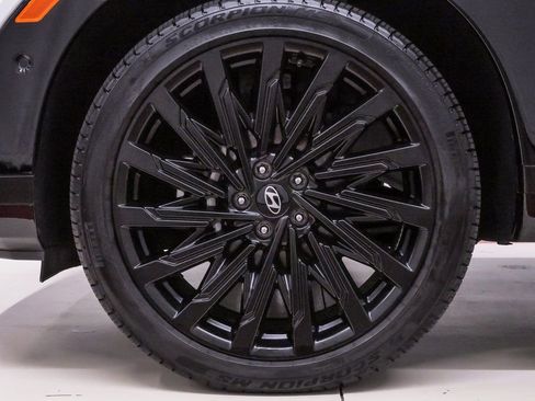 Used 2025 Hyundai Santa Fe Calligraphy image 31