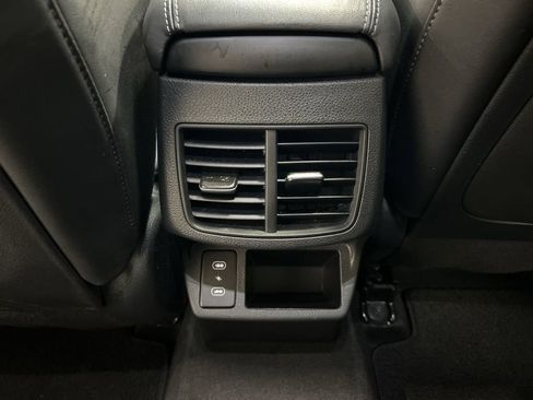 Used 2024 Kia Seltos EX AWD/4WD image 28