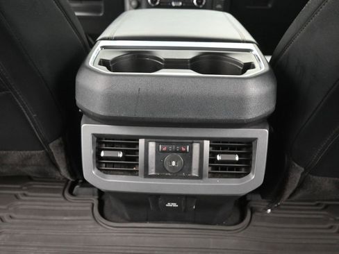 Used 2025 Ford F450 Lariat w/ Chrome Package image 16