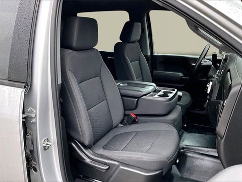 Used 2022 GMC Sierra 2500 Pro w/ Convenience Package image 7