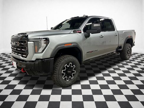 New 2026 GMC Sierra 2500 AT4X w/ LPO, Black Badging Package AWD/4WD image 4