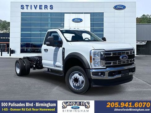 New 2025 Ford F450 XL w/ XL Chrome Package image 1