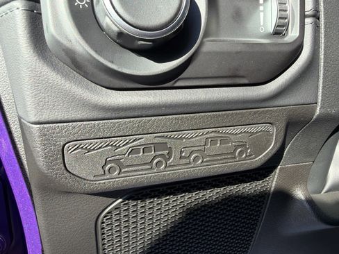 New 2026 Jeep Wrangler Unlimited Rubicon w/ Xtreme 35 Tire Package image 24