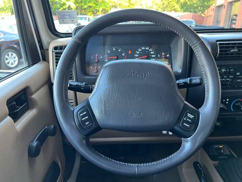 Used 2002 Jeep Wrangler Sahara AWD/4WD image 32