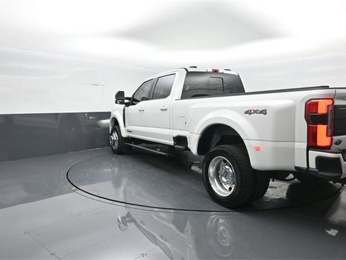 Certified 2025 Ford F450 Platinum image 5