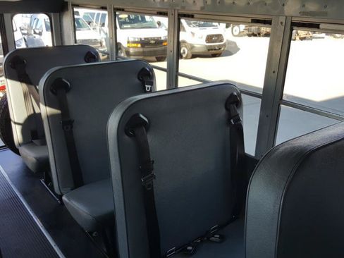 Used 2007 Chevrolet Express 3500 w/ School Bus Package RWD image 16