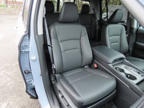 New 2025 Honda Ridgeline RTL image 14