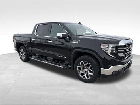Certified 2023 GMC Sierra 1500 SLT w/ SLT Premium Package image 7