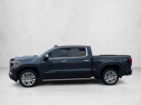 Used 2022 GMC Sierra 1500 Denali w/ Denali Premium Package AWD/4WD image 9