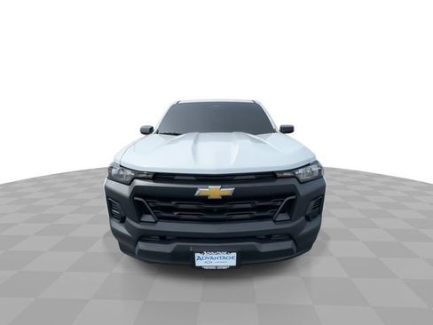 Certified 2024 Chevrolet Colorado W/T w/ Technology Package image 3