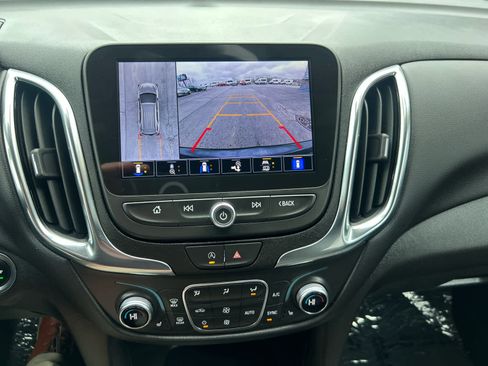 Used 2023 Chevrolet Equinox LT image 18