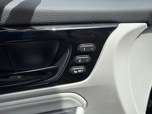 Used 2023 Honda Odyssey Touring image 9