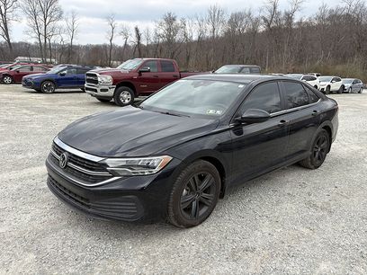Used 2024 Volkswagen Jetta SE w/ Panoramic Sunroof Package