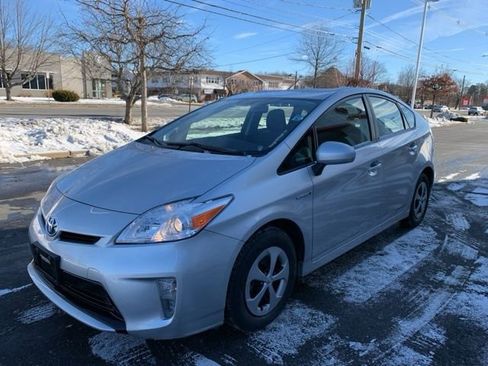 Used 2012 Toyota Prius Two image 10