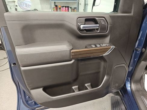 Used 2022 Chevrolet Silverado 1500 LT w/ Bed Protection Package image 18