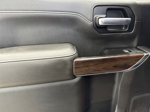 Used 2019 GMC Sierra 1500 SLT image 34